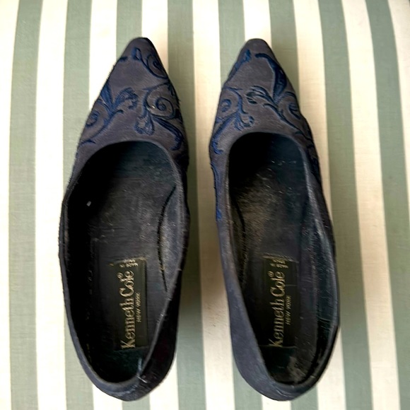 Kenneth Cole New York Shoes - Keneth Cole fabric embroidered shoe with leather soles made in Spain EUC